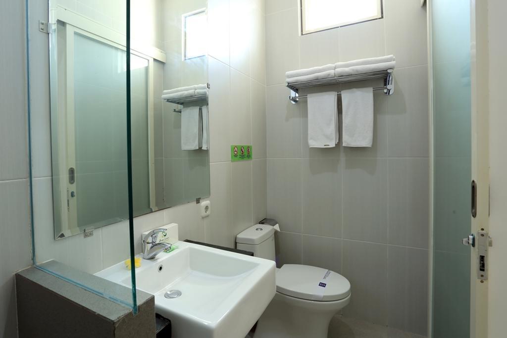 Reddoorz Near Pantai Jerman Hotel Kuta Lombok Eksteriør billede