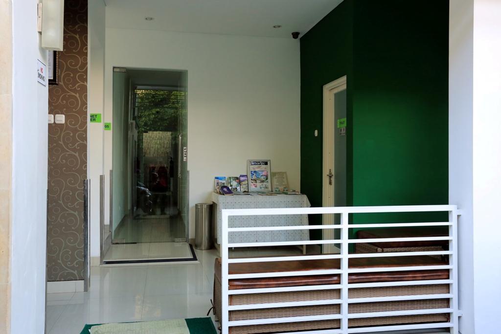 Reddoorz Near Pantai Jerman Hotel Kuta Lombok Eksteriør billede