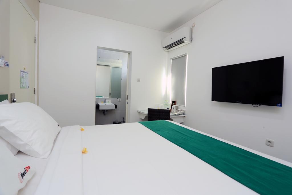 Reddoorz Near Pantai Jerman Hotel Kuta Lombok Værelse billede