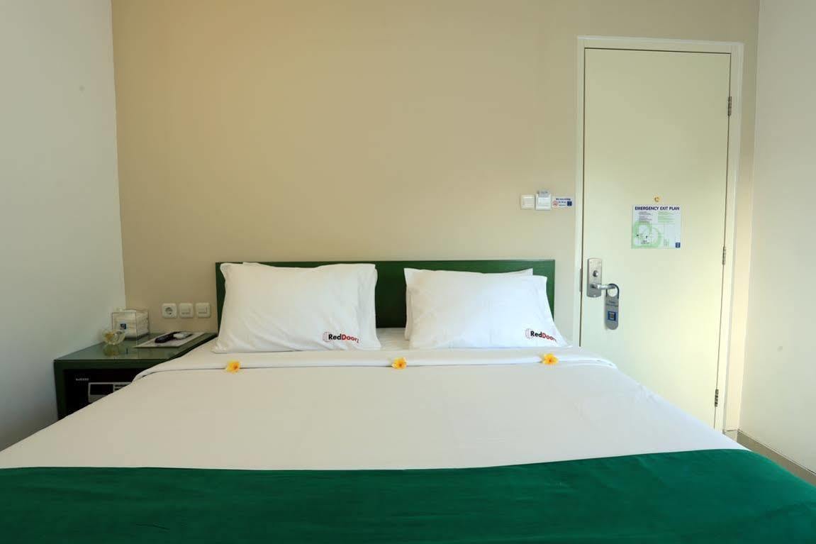 Reddoorz Near Pantai Jerman Hotel Kuta Lombok Eksteriør billede